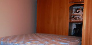 how do you clean and store an air mattress