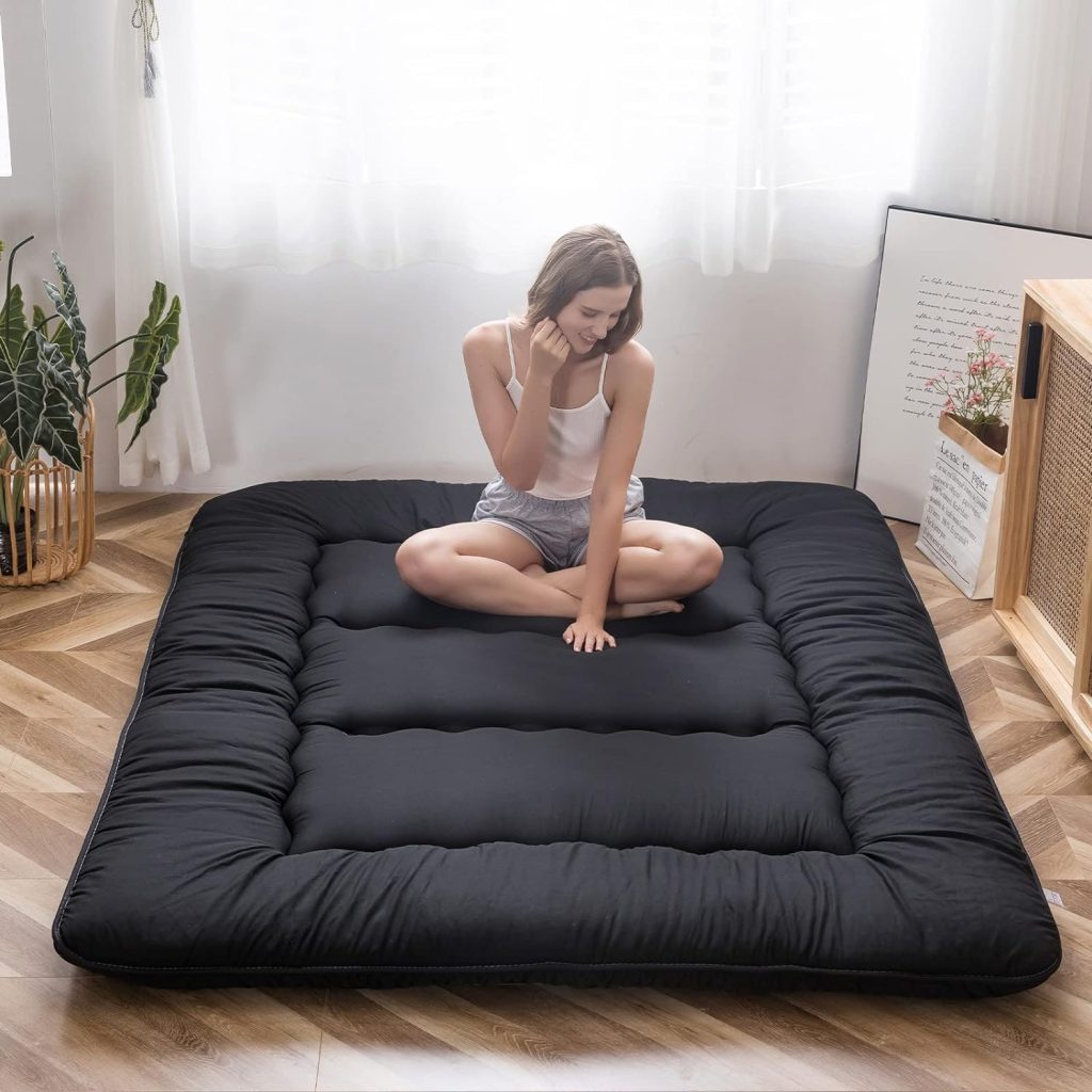 MAXYOYO Japanese Floor Mattress Futon Mattress, 4 Thicken Tatami Mat Sleeping Pad Foldable Roll Up Mattress Boys Girls Dormitory Mattress Pad Kids Floor Lounger Pillow Bed, Black, Twin Size