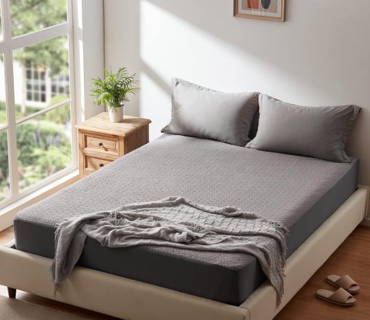 Hanherry Waterproof Mattress Protector Review hanherry 100 waterproof mattress protector queen size rayon made from bamboo mattress cover 3d air fabric cooling mattre 5